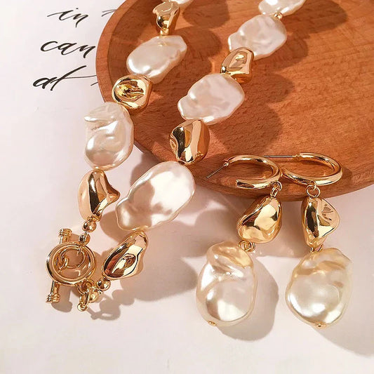 Chic Pearl Jewelry Set
