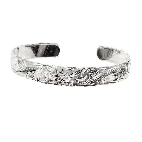 Elegant Hawaiian Gold Bangle