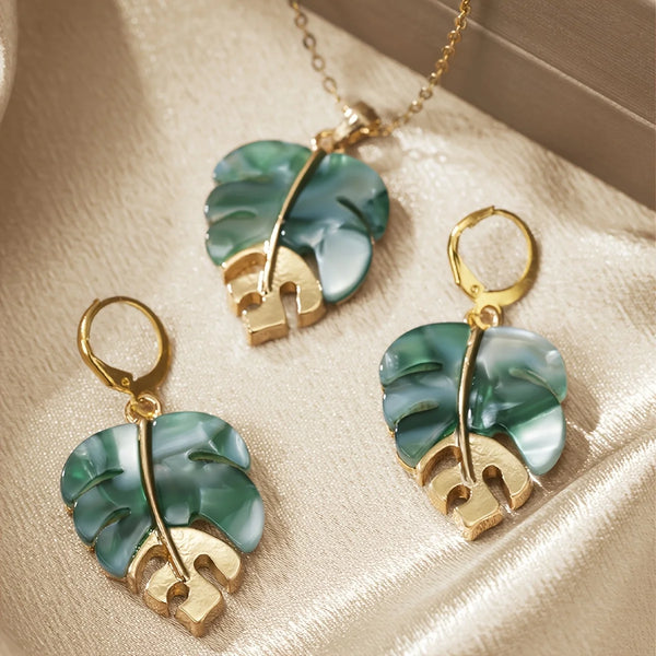 Boho Leaf Pendant Necklace Set