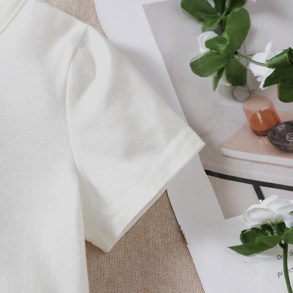 Girls-Spring-Summer-New-Arrival-Letter-Print-Short-Sleeve-T-Shirt-Solid-Color-Pleated-Skirt-Two.jpg