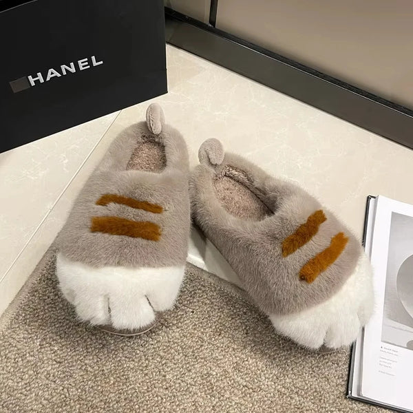 Cozy Kitty Claw Slippers