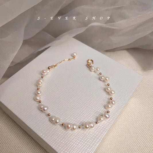 Elegant Pearl Flower Bracelet